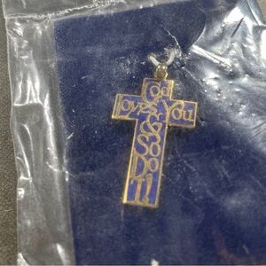 NWT 12k Gold Filled Religious Spiritual Statement Classic Navy Blue Pendant